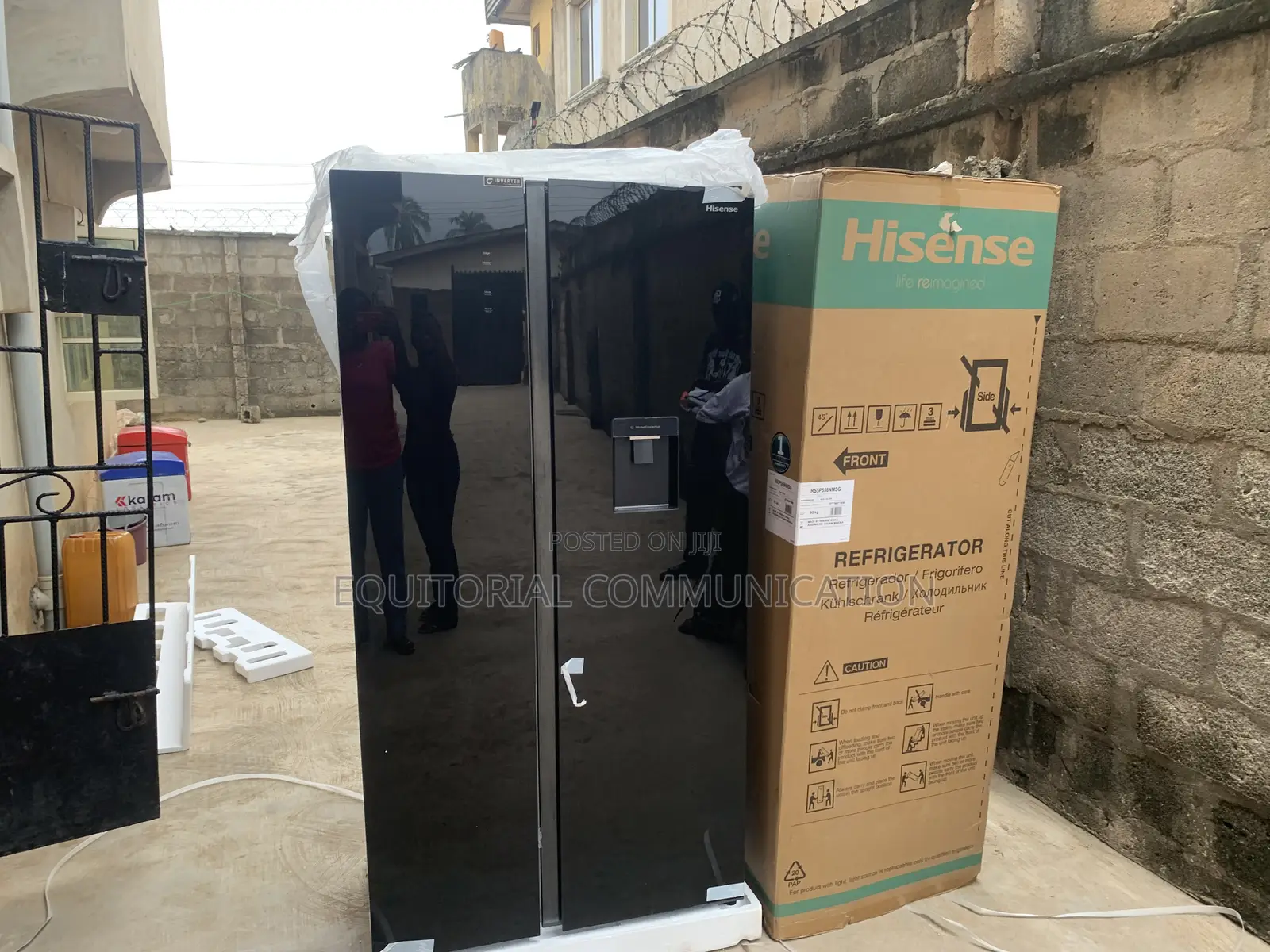 Hisense Side-by-Side 558l Fridge for Large Households