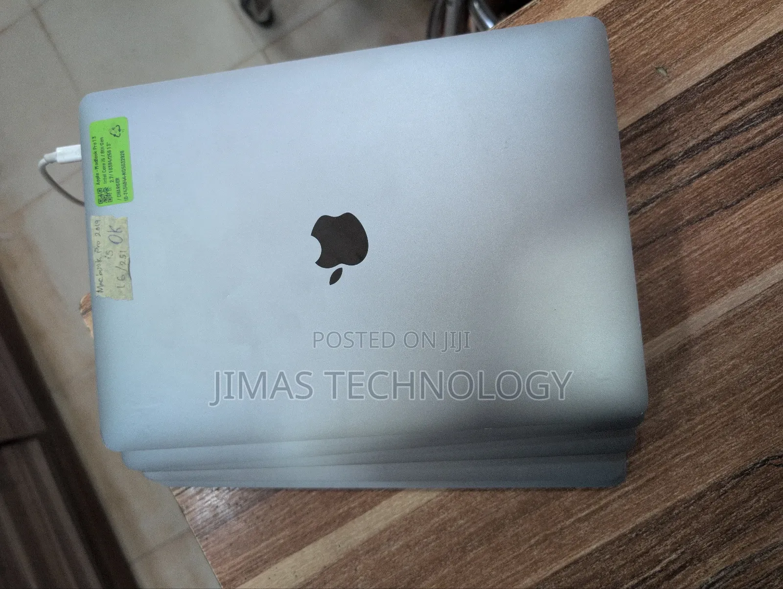 Laptop Apple MacBook Pro 2020 16GB Intel Core i5 SSD 512GB