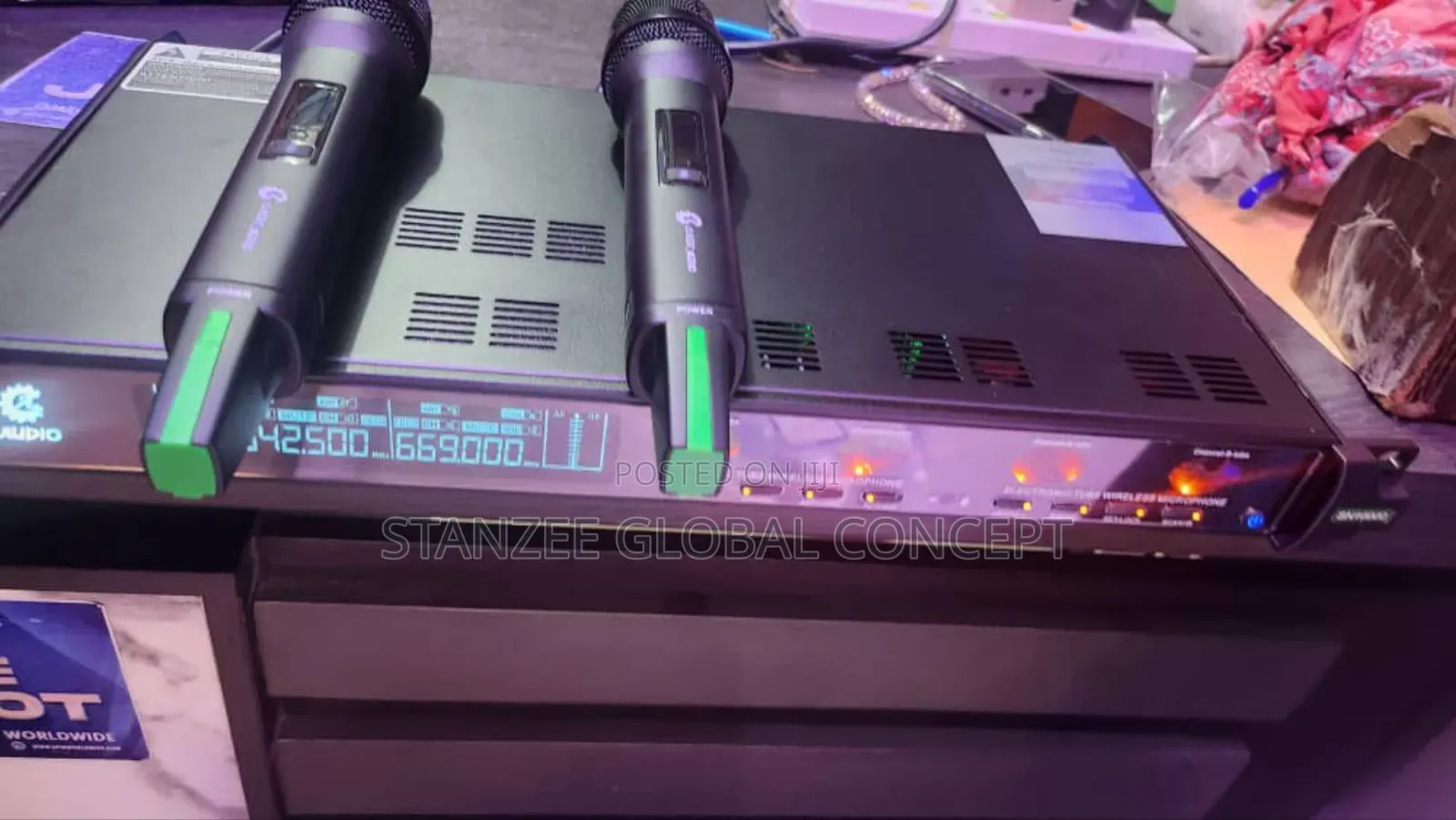 Classic Audio Sn-10000 Electronic Tube Wireless Microphone