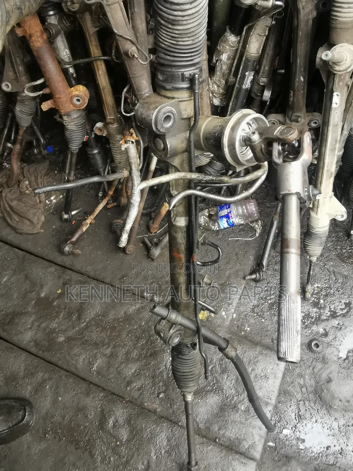 Power Steering Rack for Mazda Tribute/Ford Escape 2005 Model