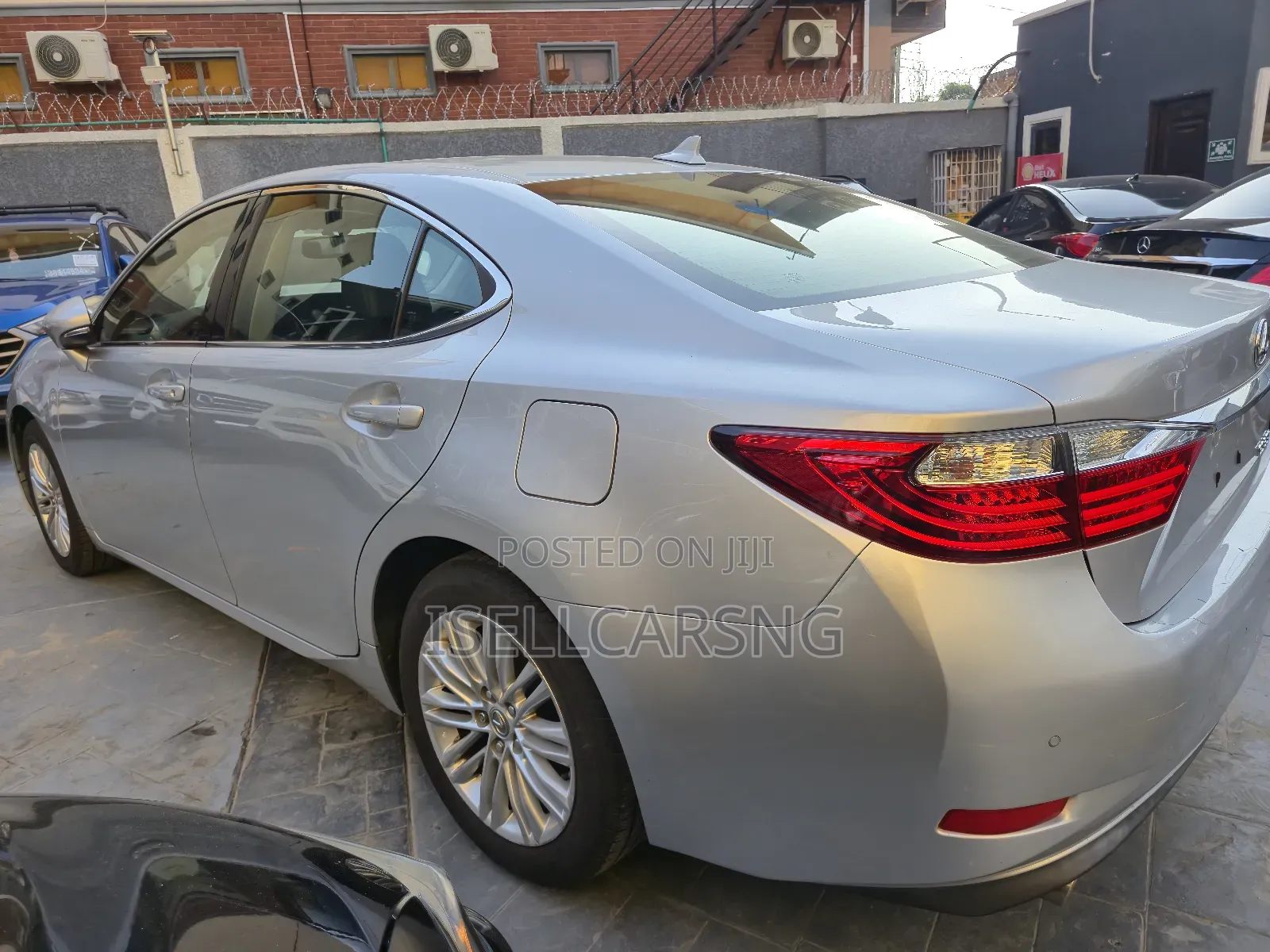Lexus ES 350 FWD 2013 Silver