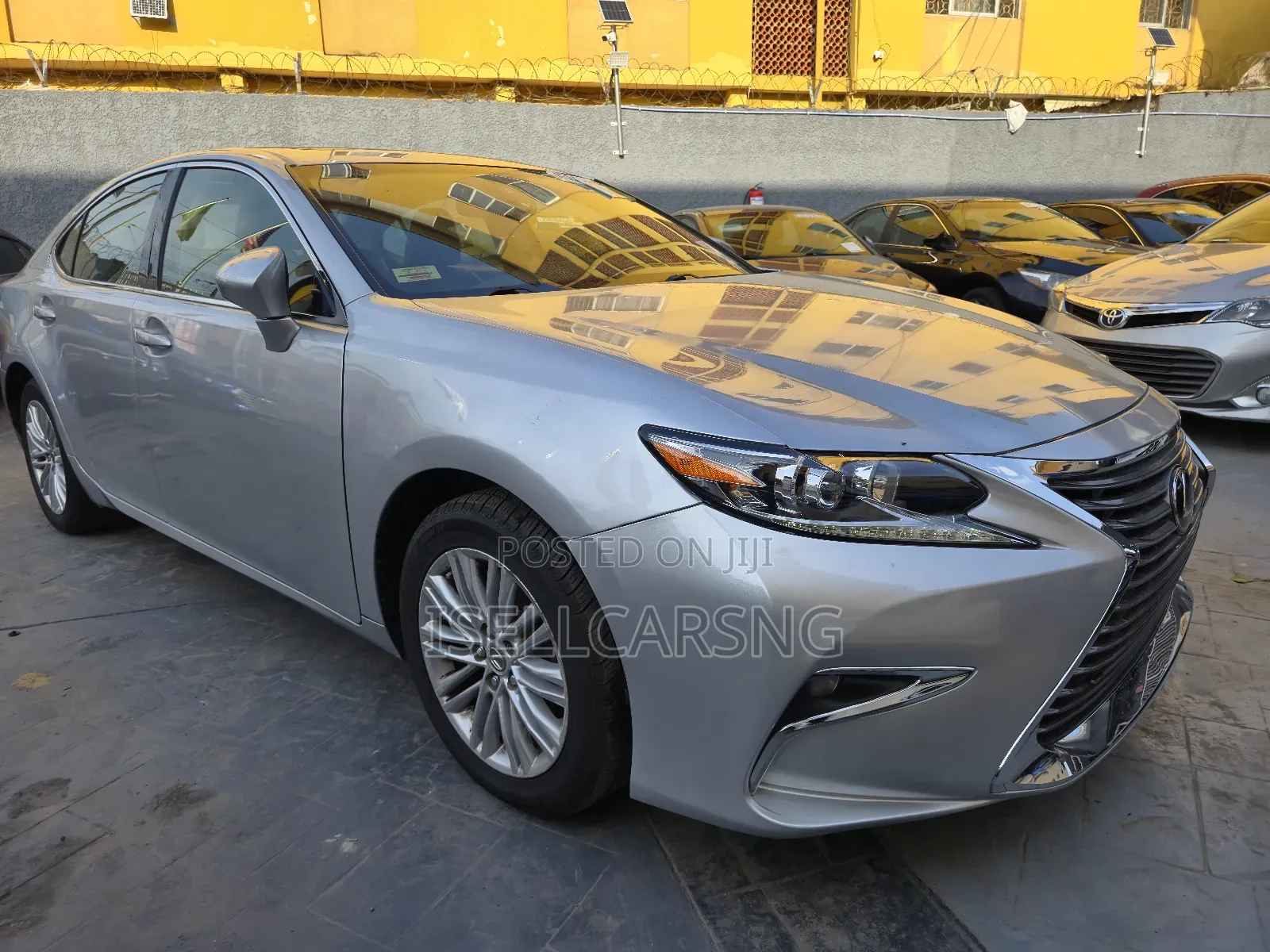 Lexus ES 350 FWD 2013 Silver