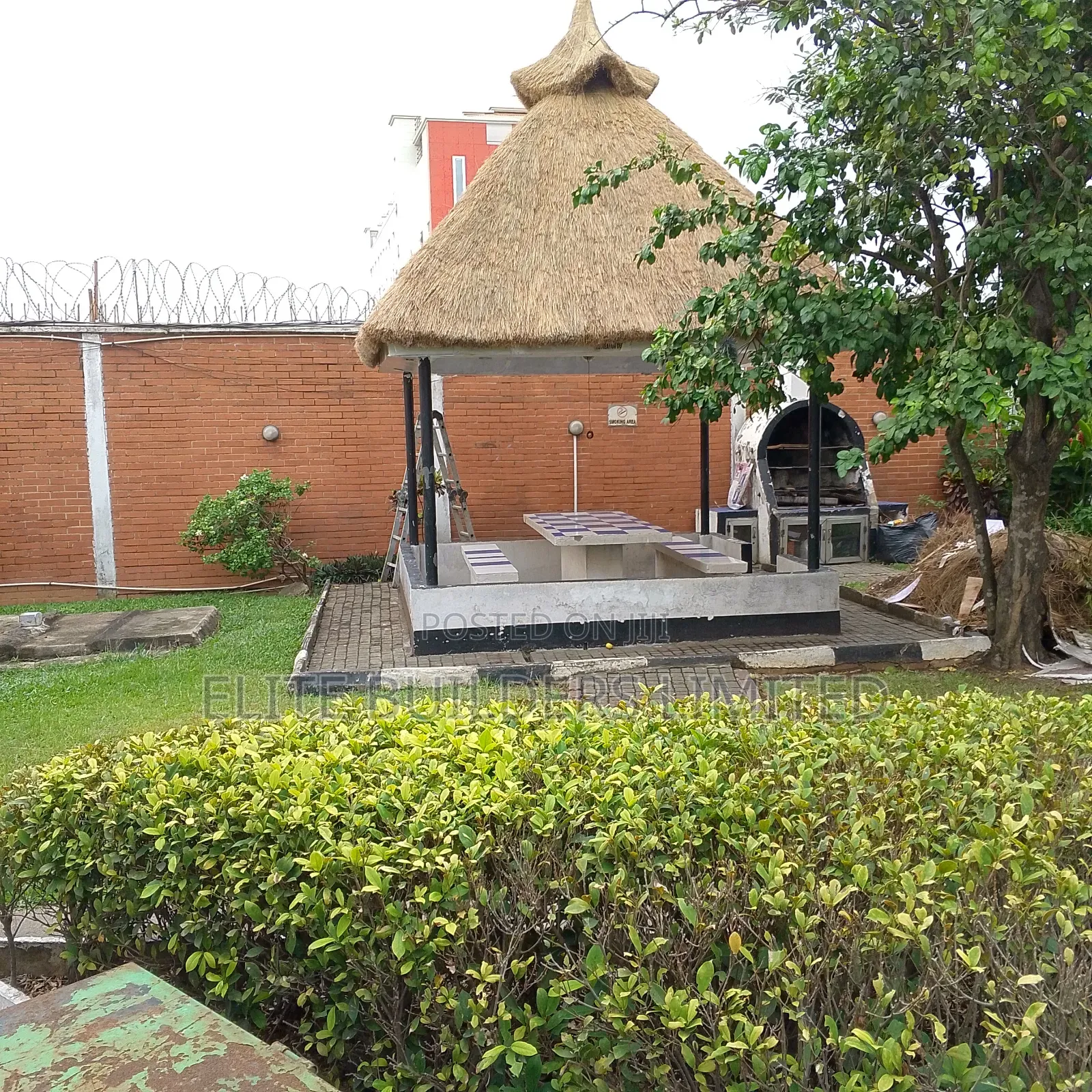 Special Bush Bar Gazebo Hut in Lagos