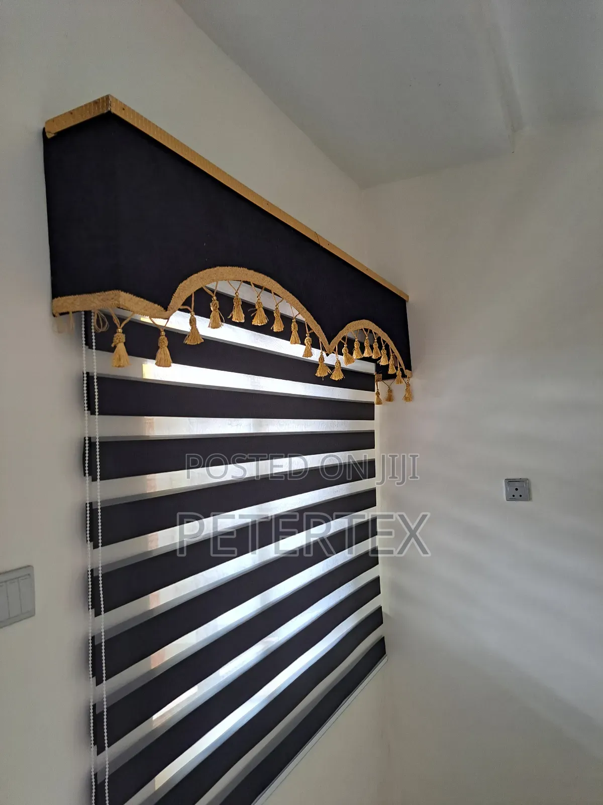 Window Blind With Board