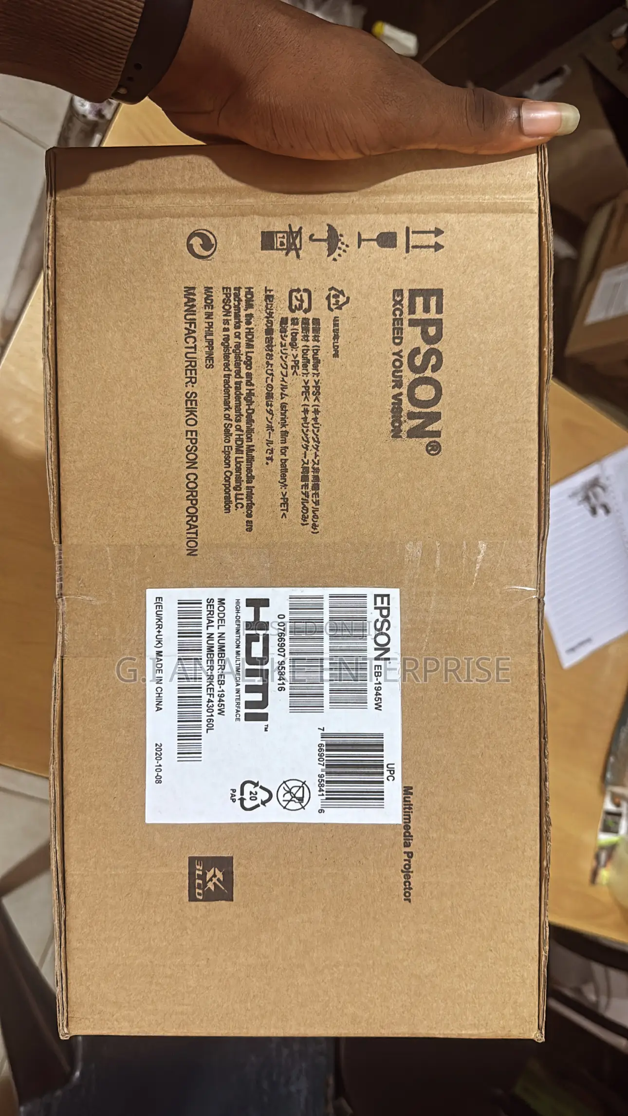 Epson Eb-1945w 4,200 Lumens Wxga Projector.