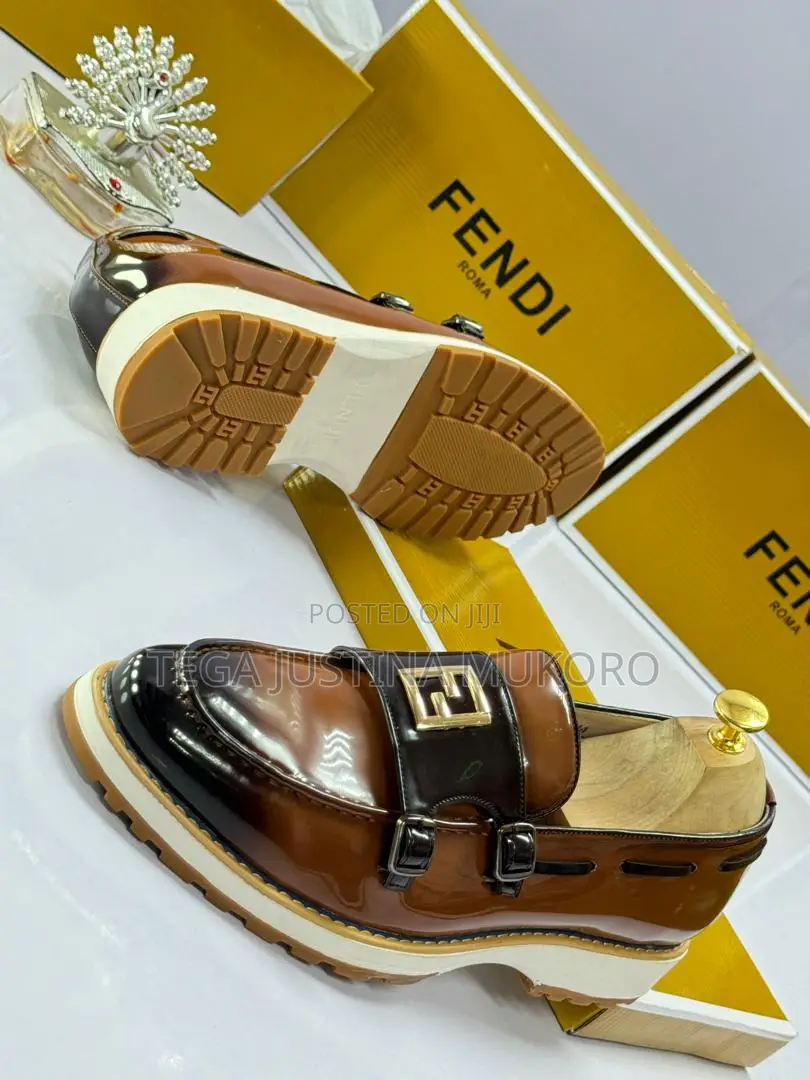 New Design Glossy Leather Men's Footwear