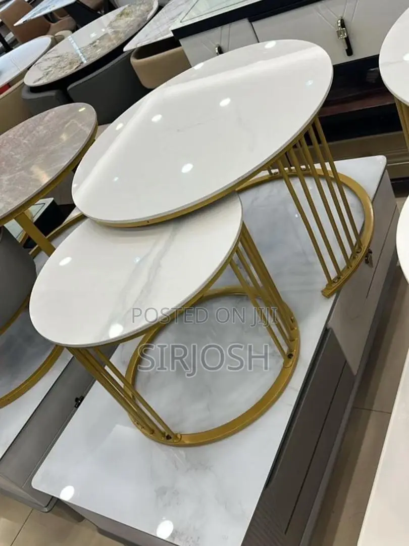 Modern Round Coffee Table