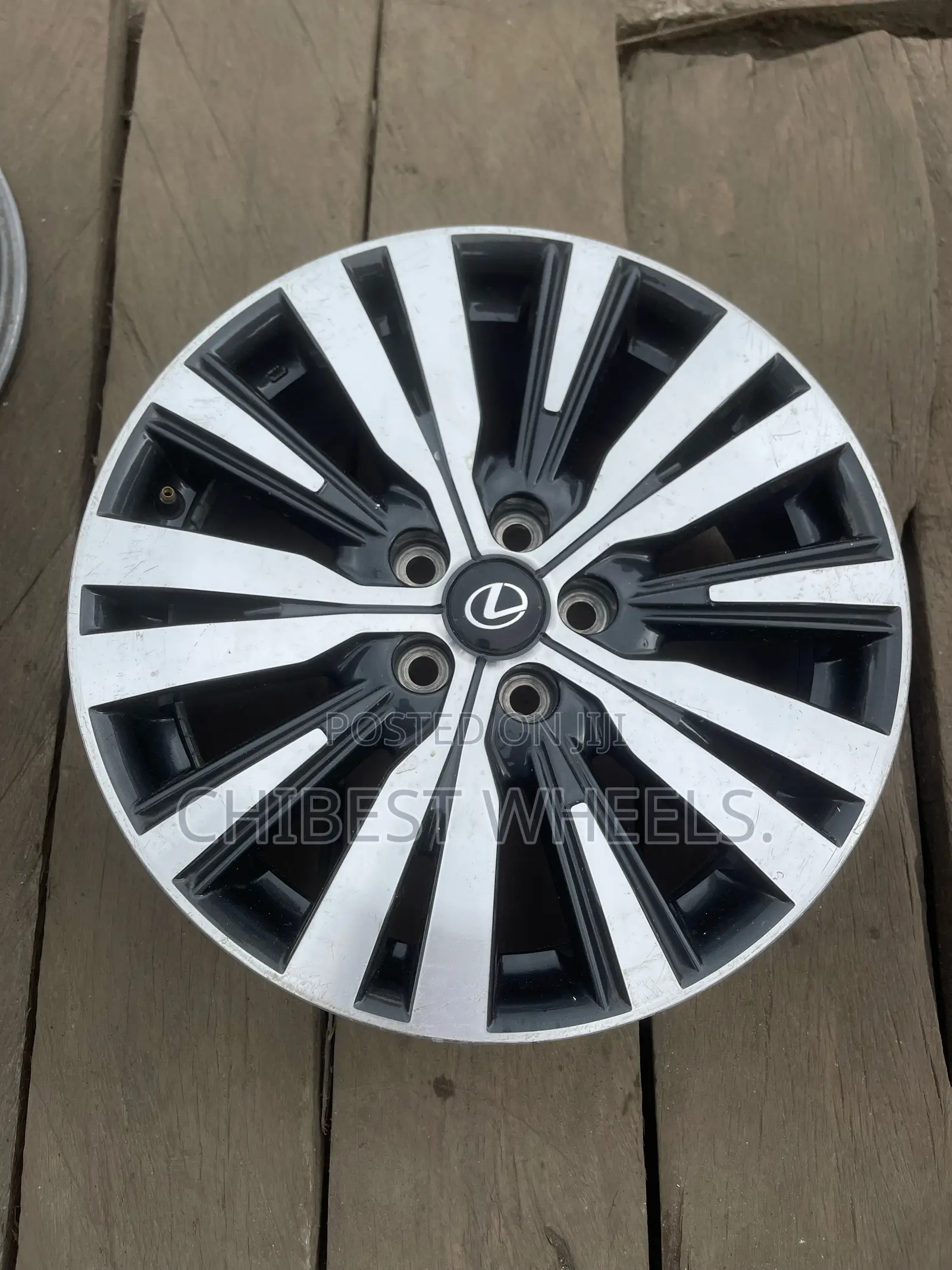 18 Rim For Lexus And Toyota Camry