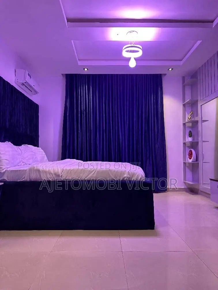 Waterfront Luxury 3bedroom