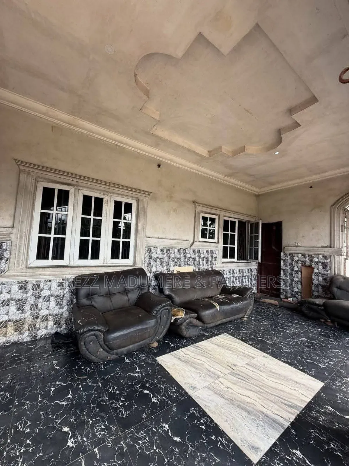 4bdrm Bungalow in Rumuoparali Port for sale
