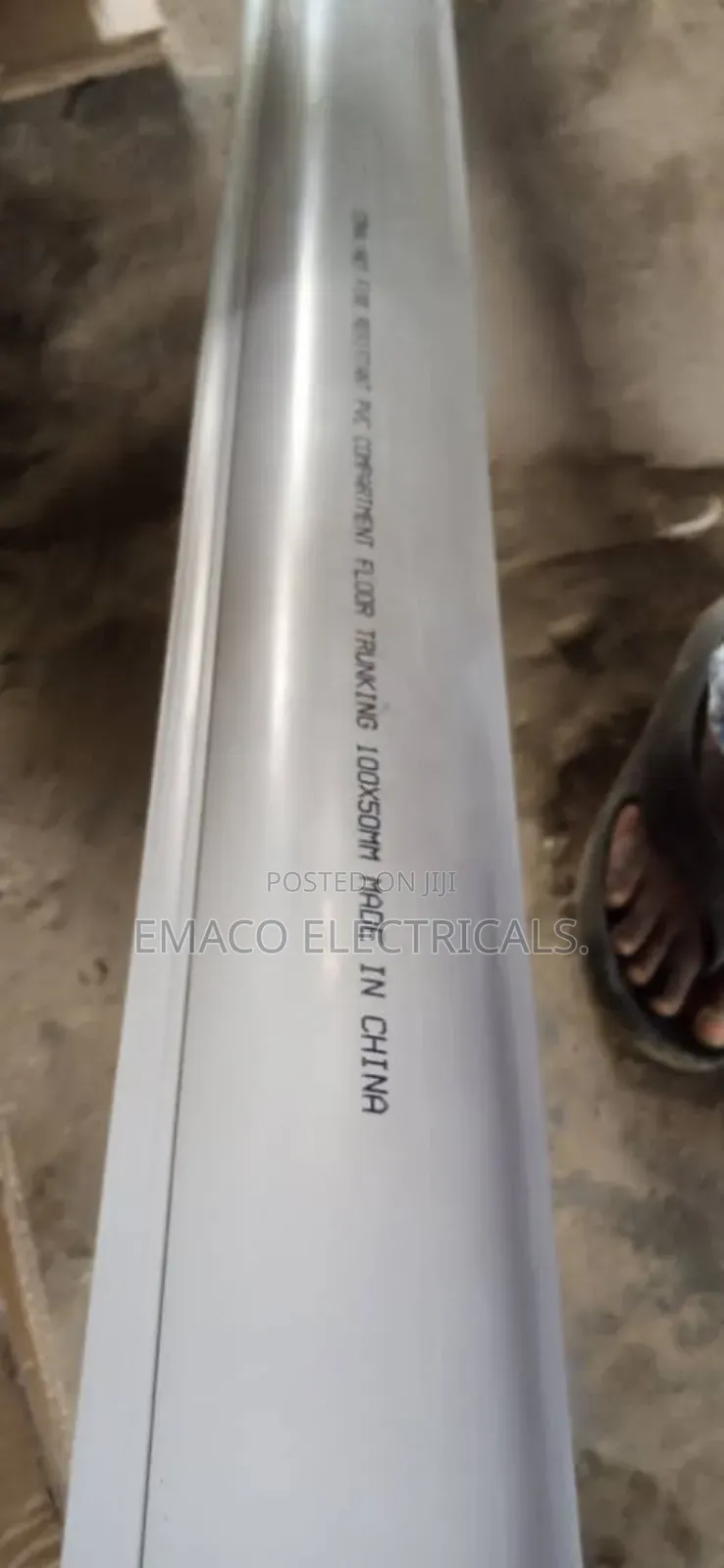 Floor Trunking and Pipes 100mm X 50mm