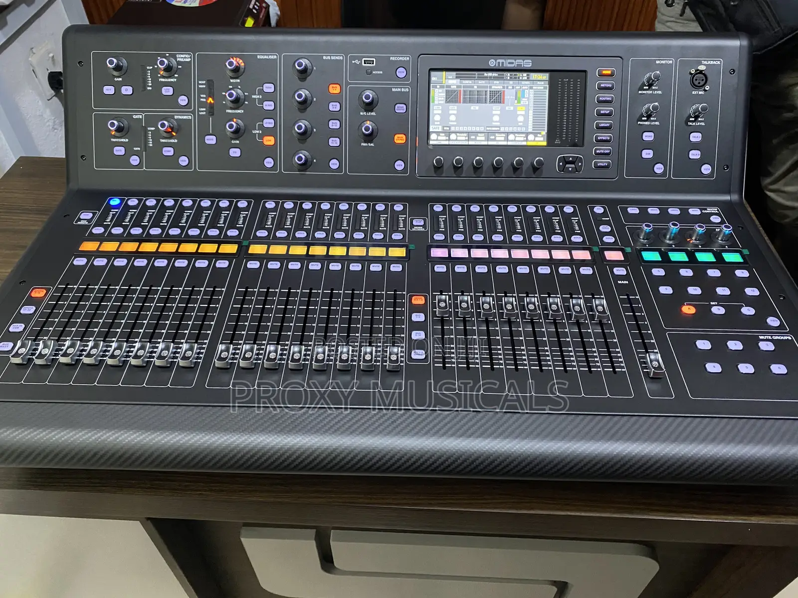 M32 Midas Digital Console for Live and Studio With 40-Inputs