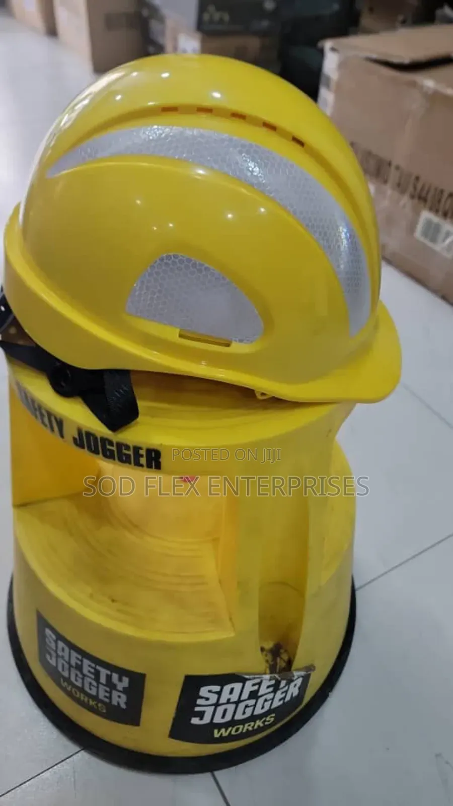 Safety Joggers Helmet With Reflector And Industrial Availabl
