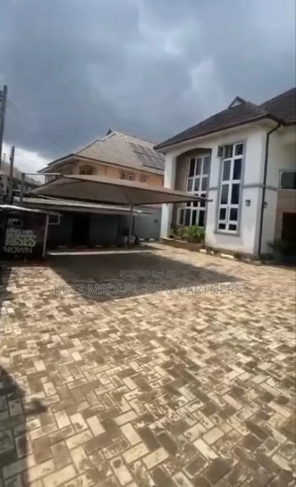 4bdrm Duplex in Farm Road 2 Eliozu, for sale