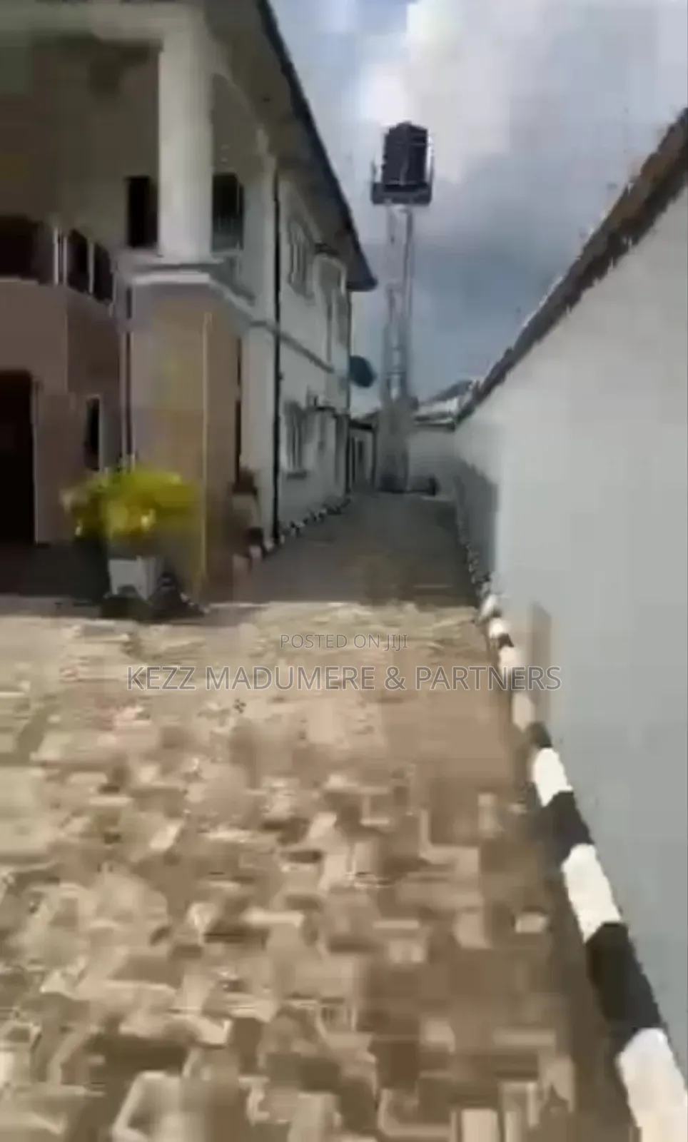 4bdrm Duplex in Farm Road 2 Eliozu, for sale