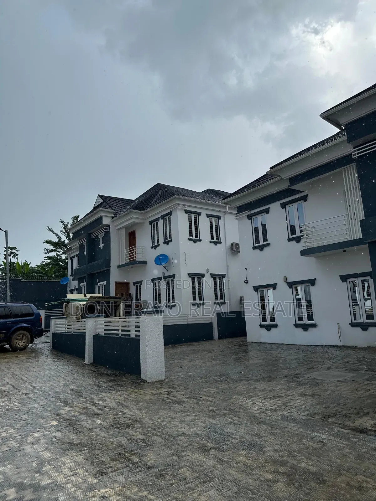 4bdrm Duplex in Bashorun Apampa, Jericho for sale