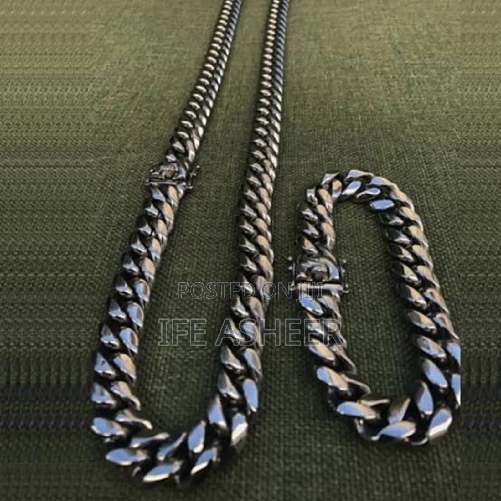 Men's Quality Silver Cuban Neck and Handchain