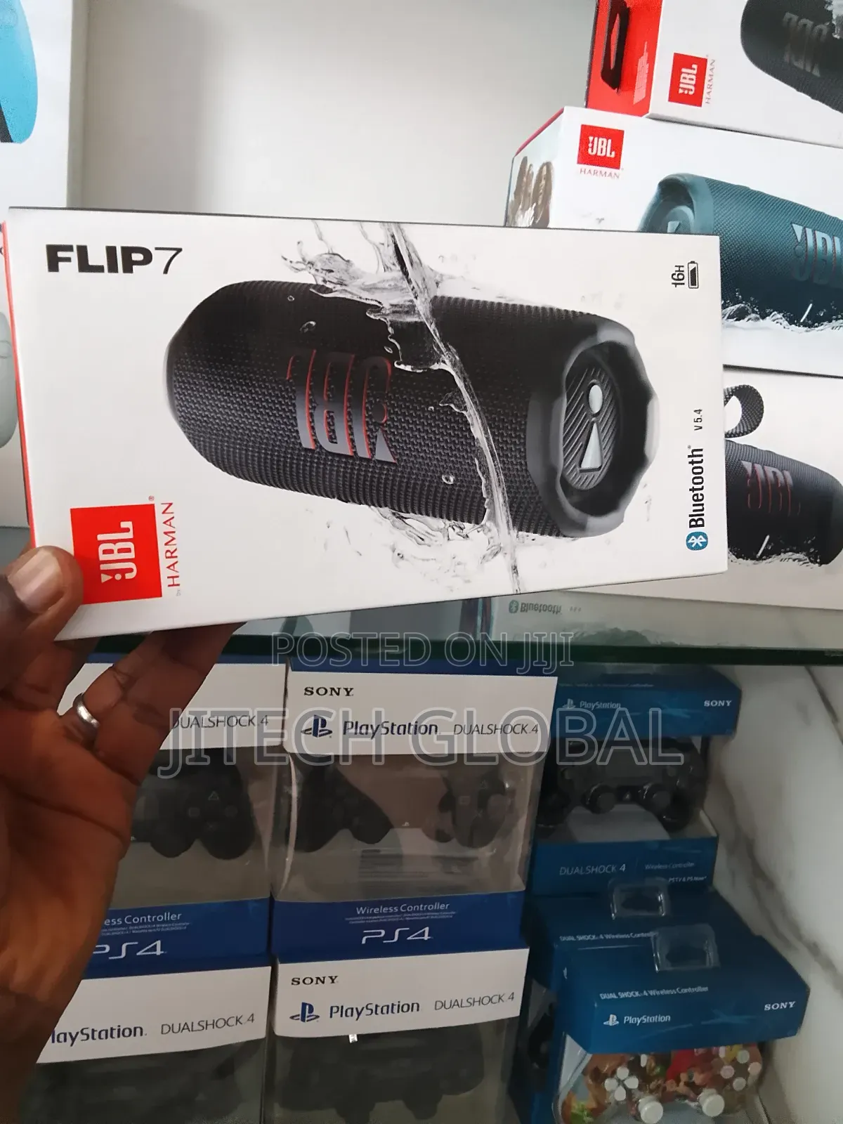 JBL Flip 7 Bluetooth Speaker Black