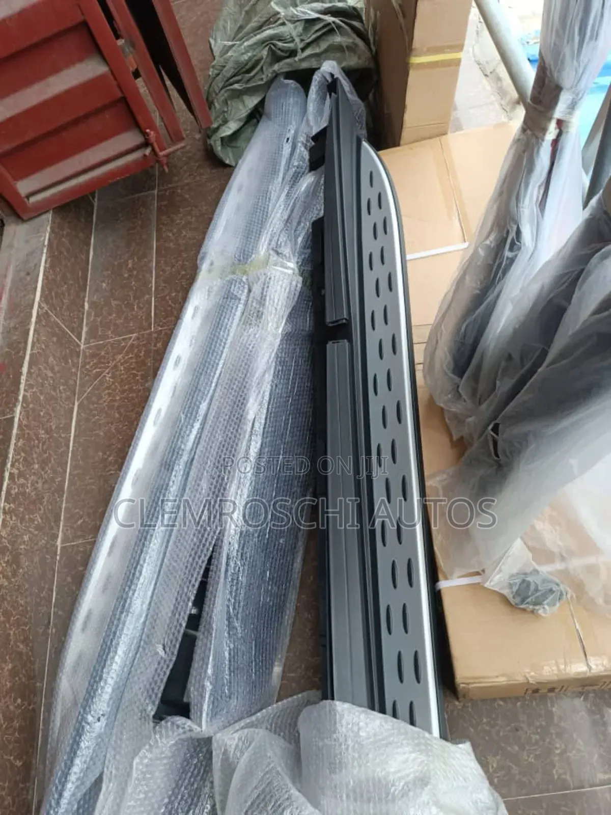 High Quality Certified Side Steps Mercedes Benz Vehicles.