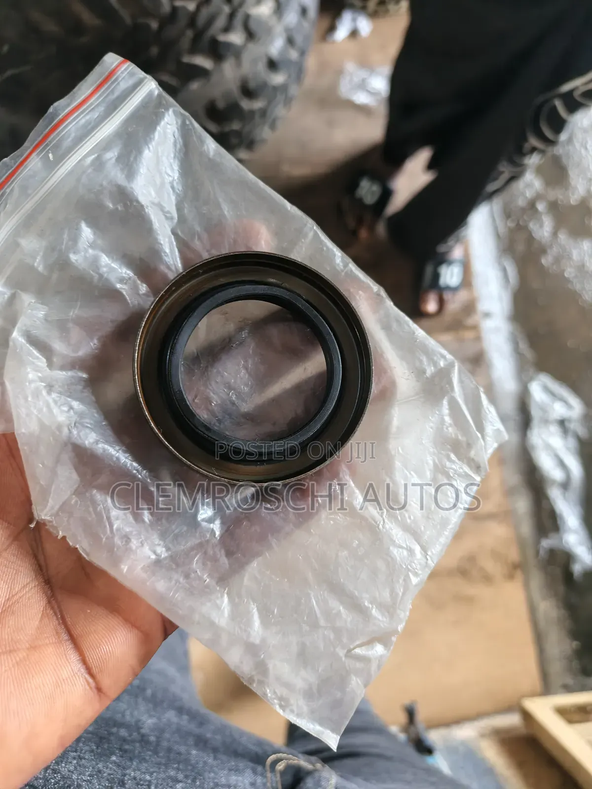 High Quality Certified Front Shaft Seal BMW X5 2013 Model.