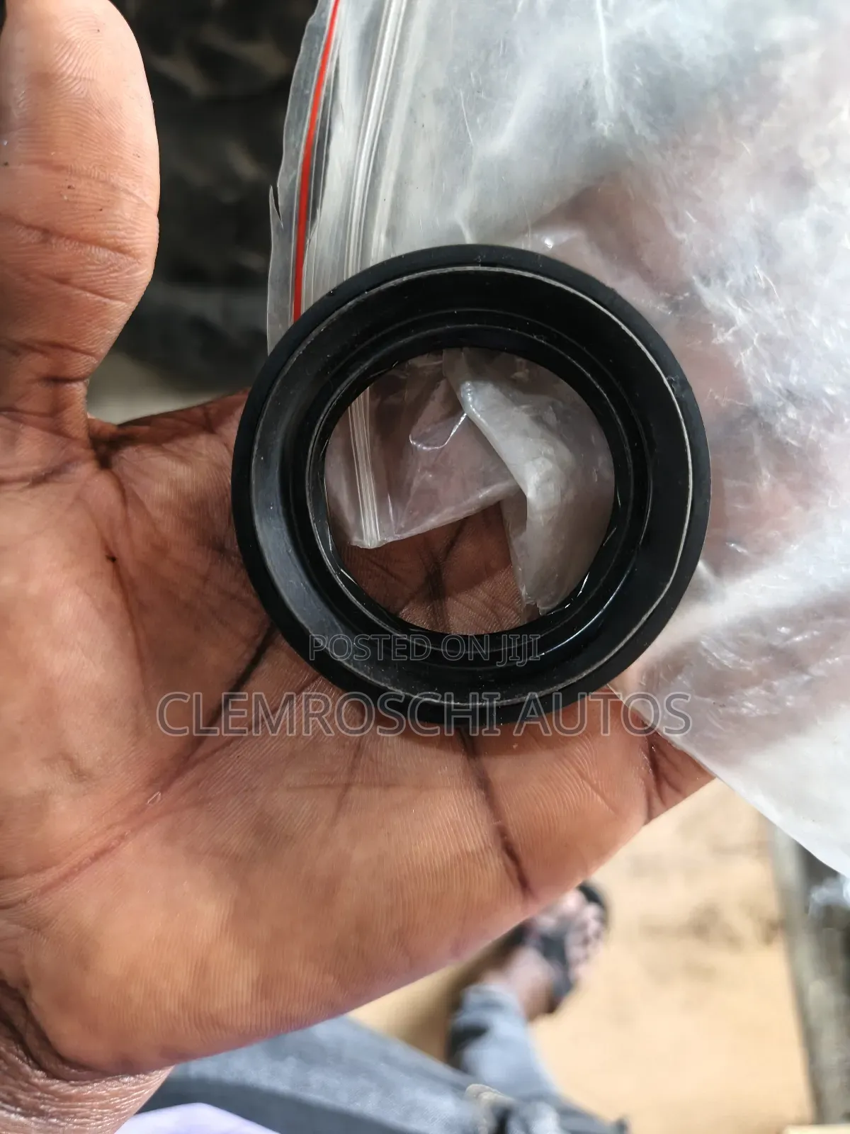 High Quality Certified Front Shaft Seal BMW X5 2013 Model.