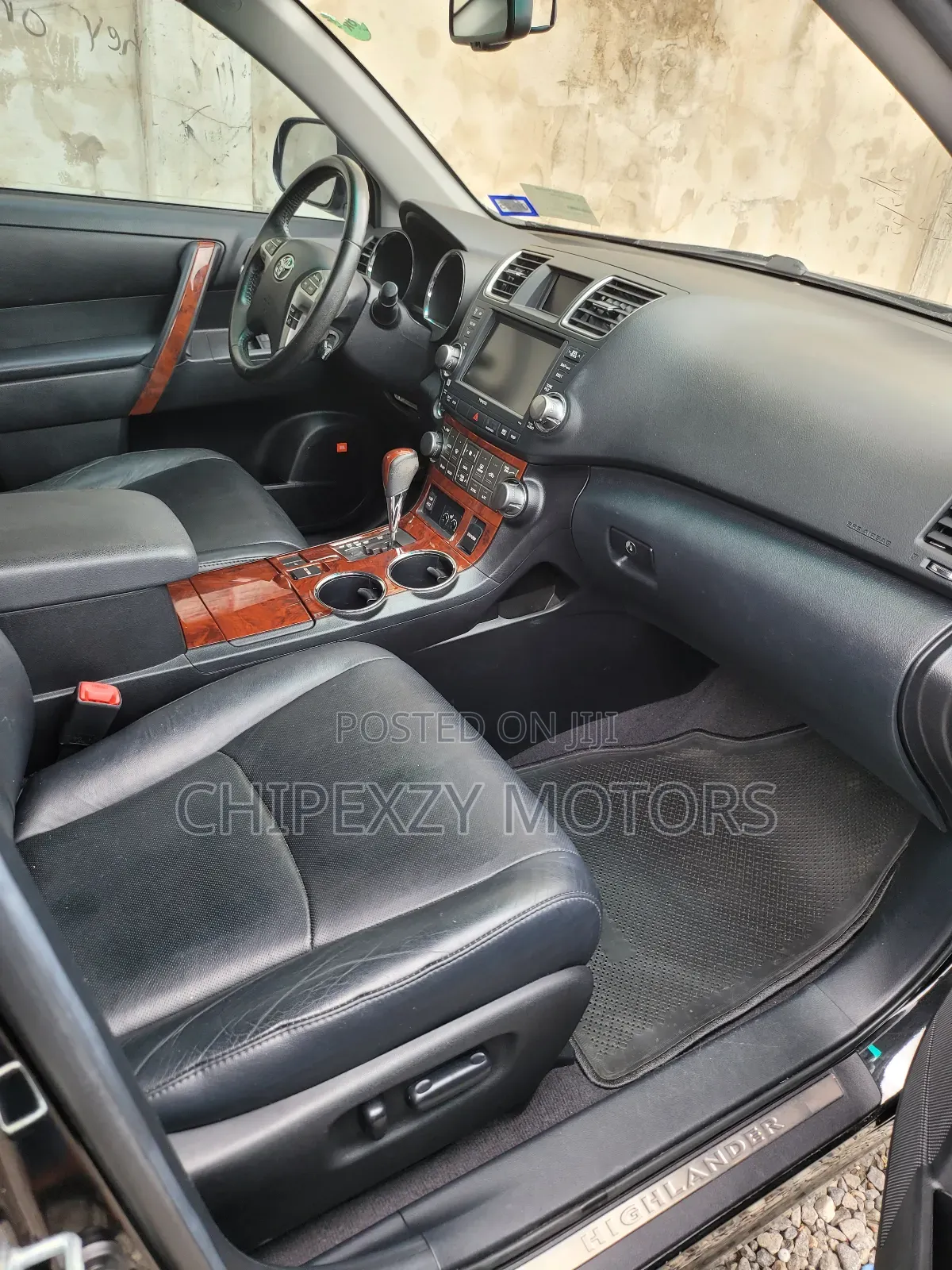 Toyota Highlander Limited 3.5l 4WD 2013 Black