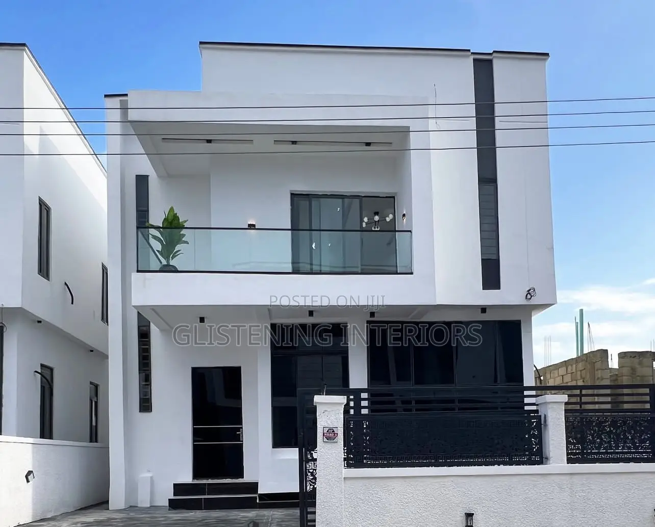 Frameless Balcony Design