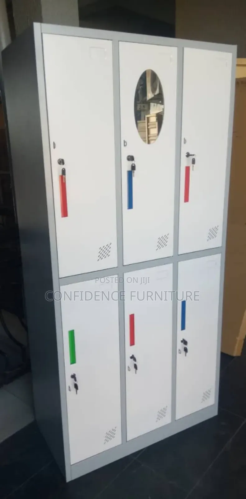 6 Door Lockers With Mirror And Both Key And Locker