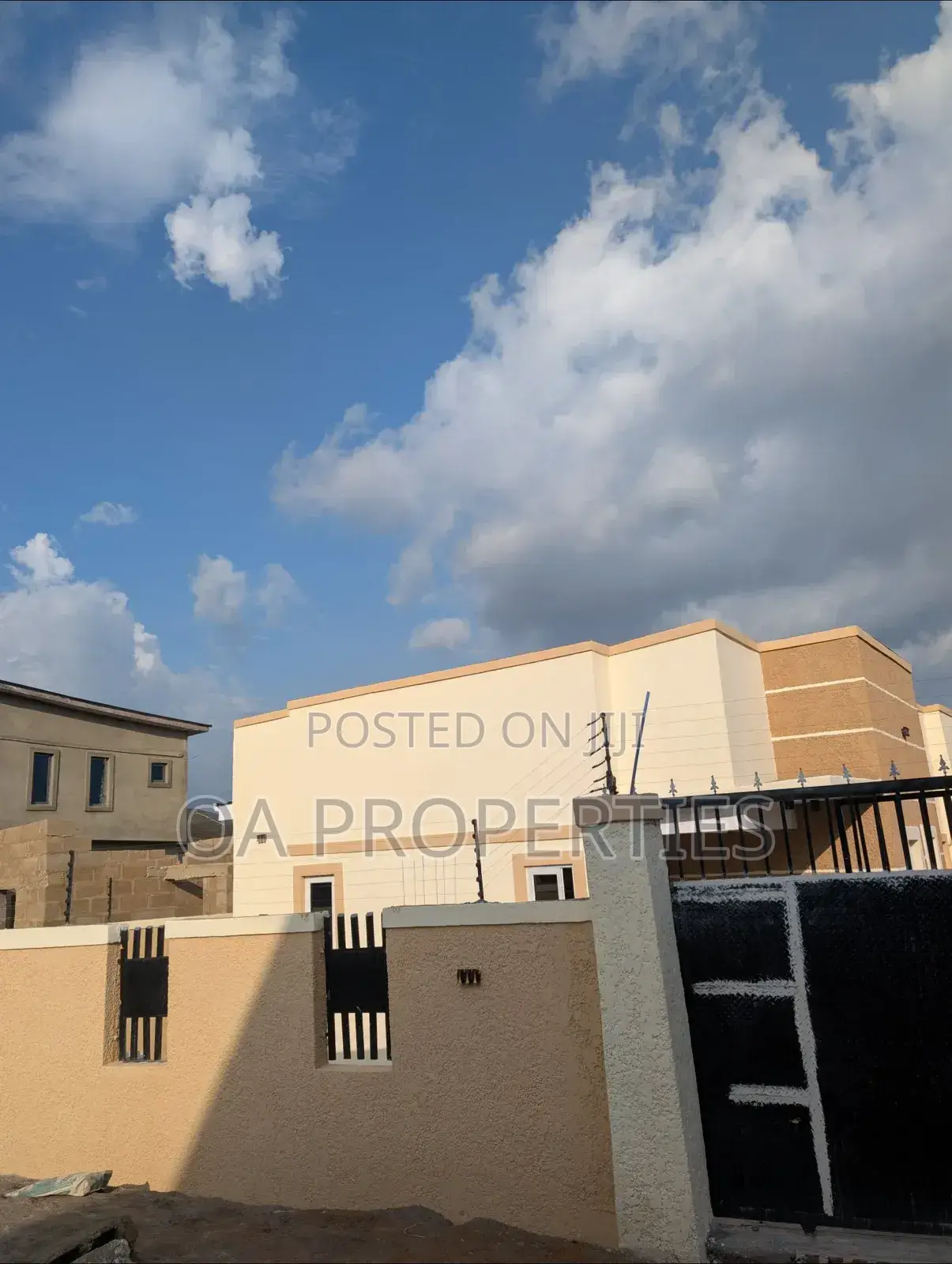 3bdrm Bungalow in Eleyele, Ibadan for sale