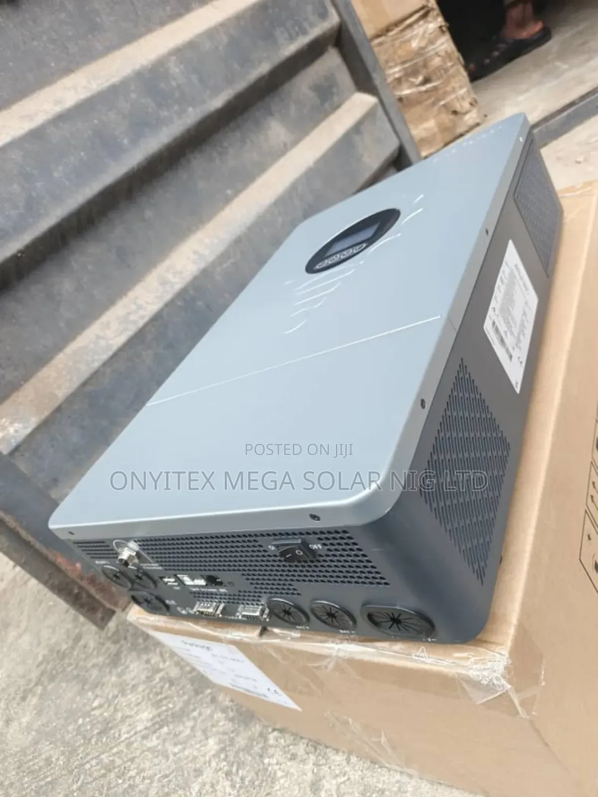 Blue Carbon Hybrid Inverter