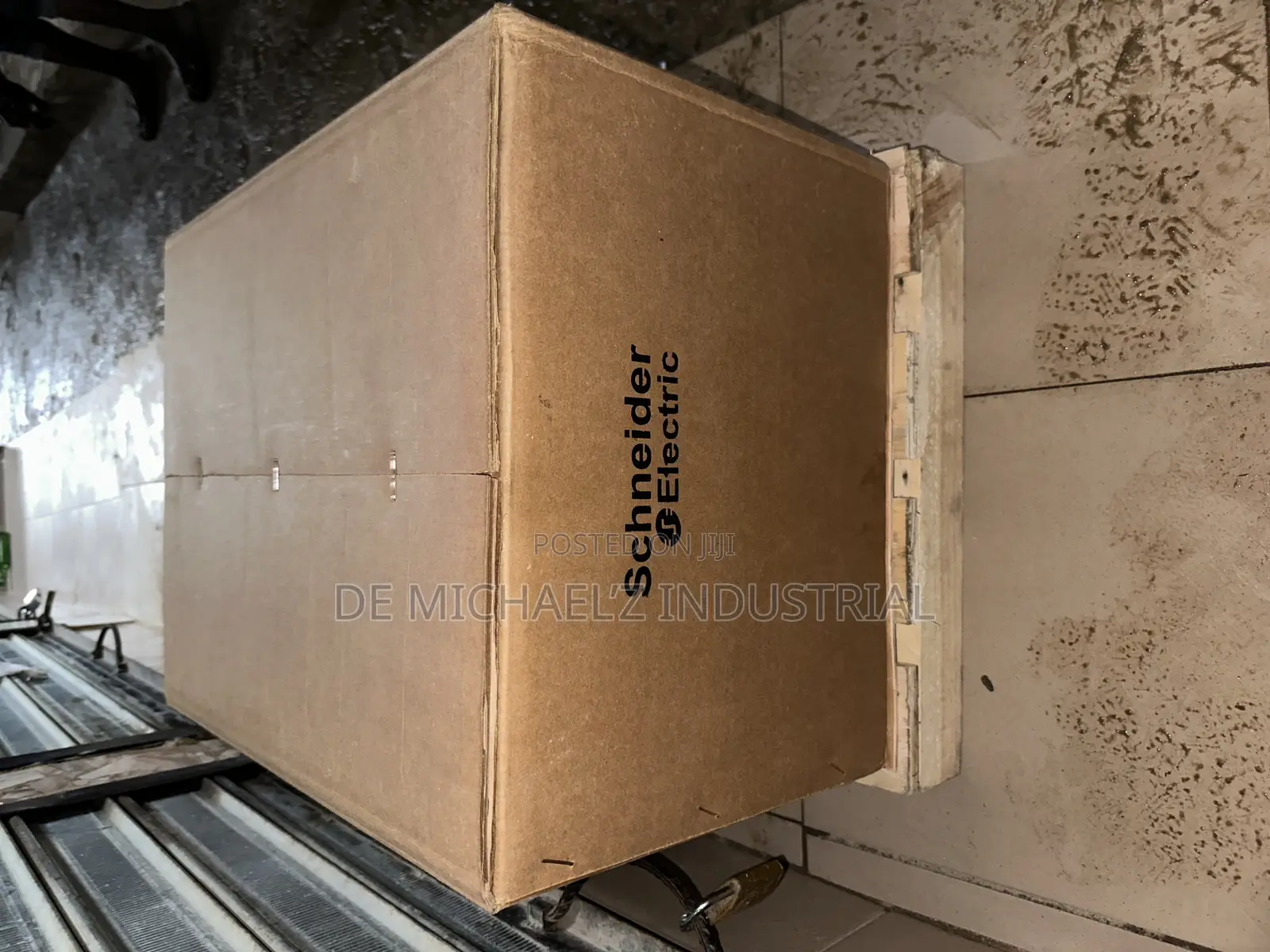 2500a Schneider Breaker 3pole