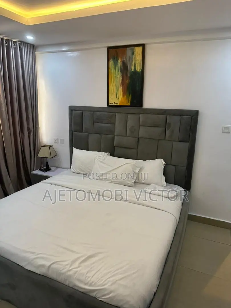 Luxury 3bedroom Waterfront Apartment