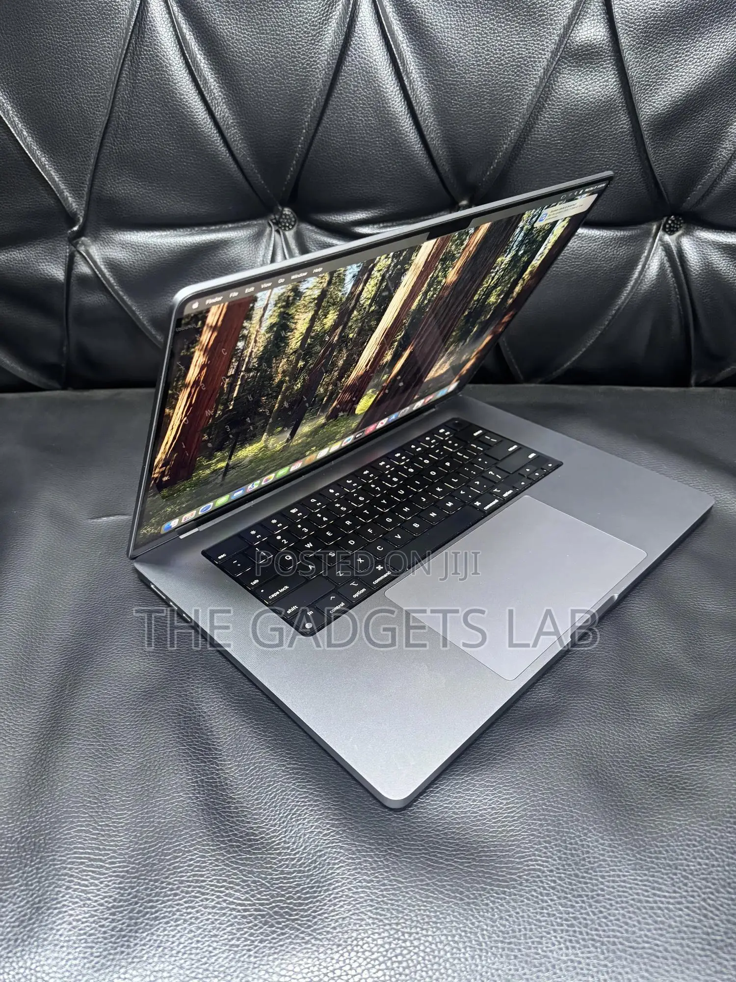 Laptop Apple MacBook Pro 2020 M1 16GB Apple M1 Pro SSD 512GB
