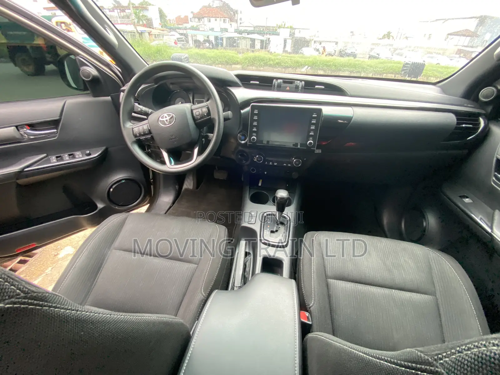Toyota Hilux 2021 Gray