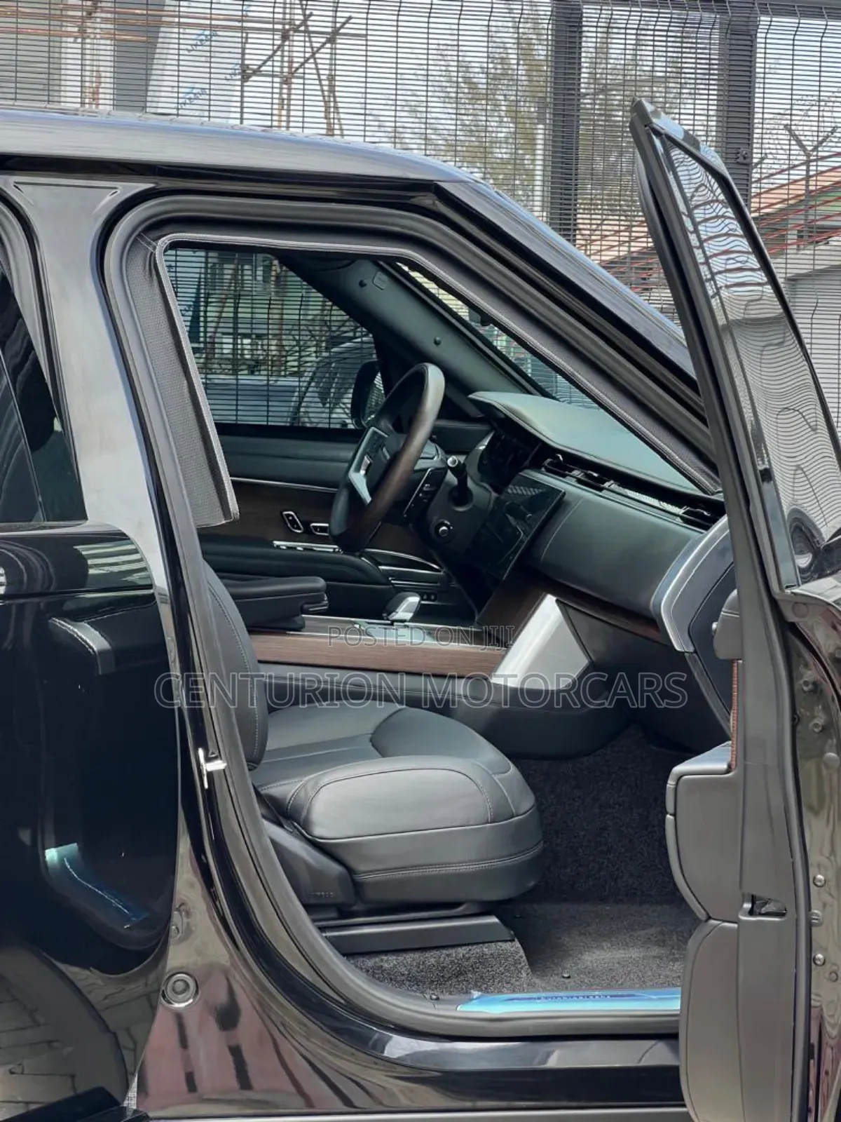 New Land Rover Range Rover 2025 Black