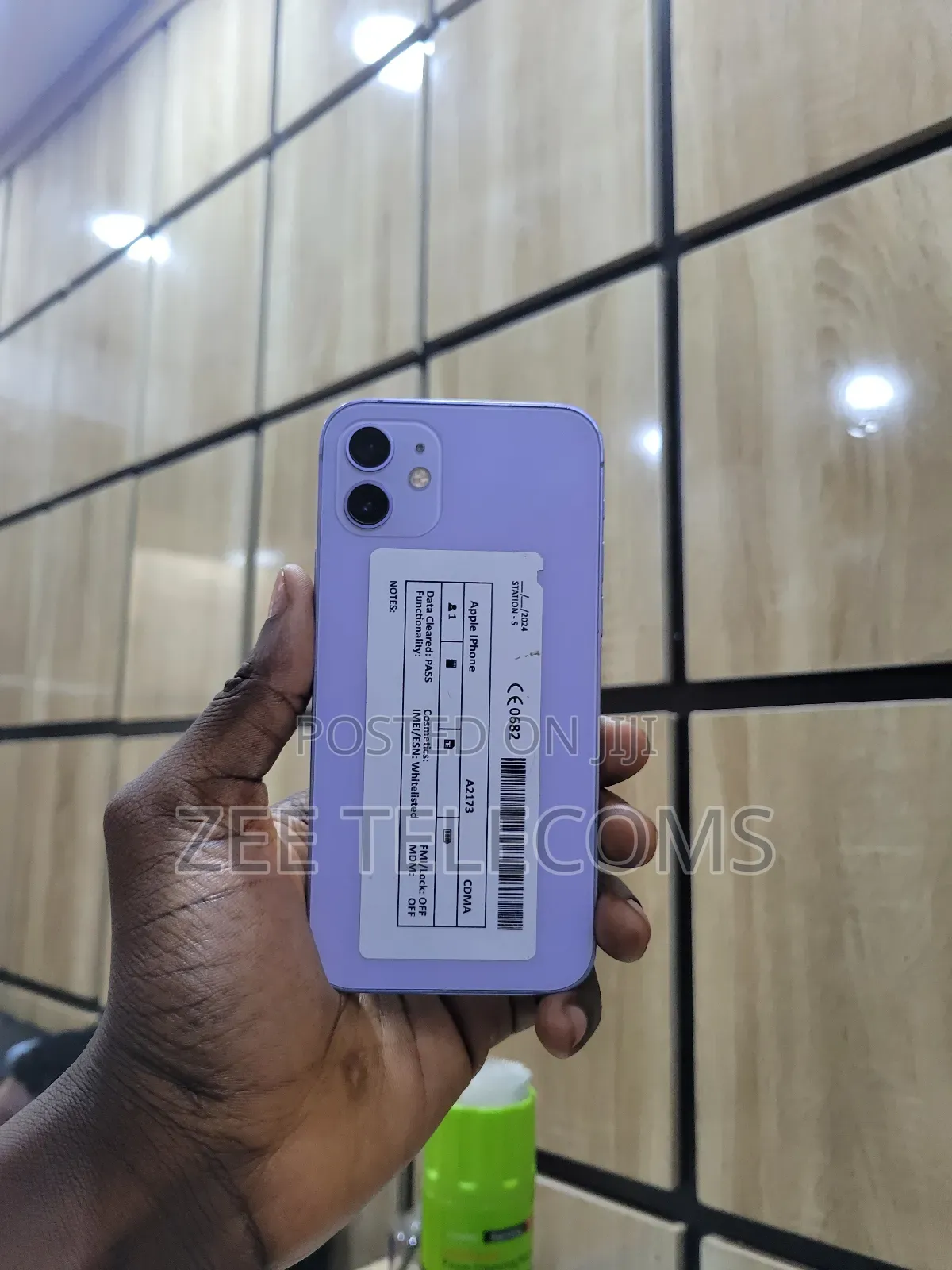 Apple iPhone 12 64 GB Purple