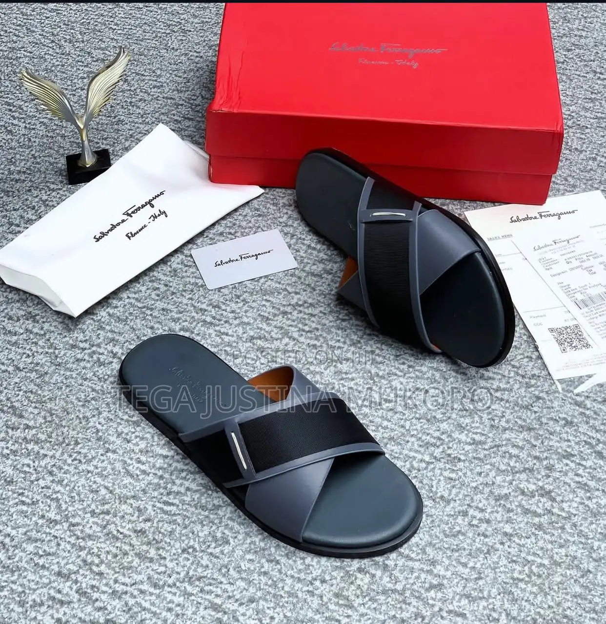 High Quality Salvatore Ferragamo Pam Slippers
