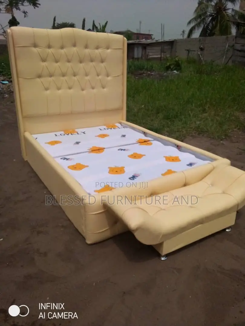 Upholstery Bedframe 4.5 by 6