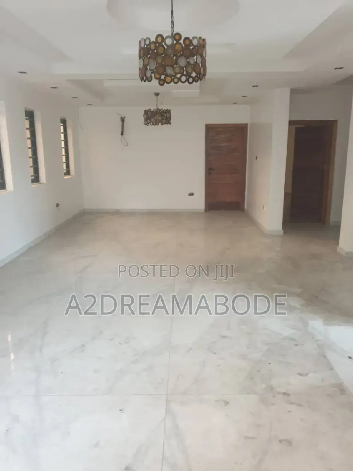5bdrm Mansion in Magodo Gra Phase 2 for sale