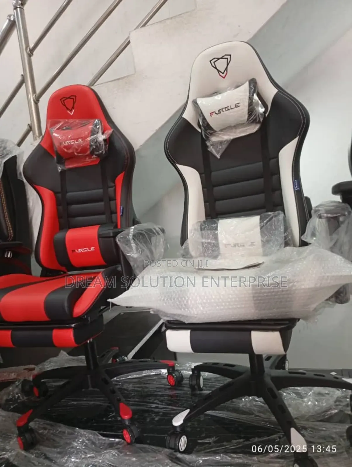 Quality Chair for Game Table