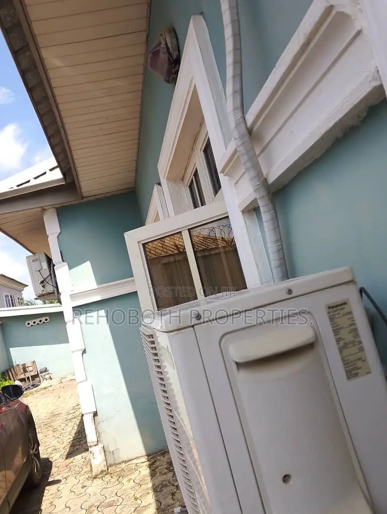 4bdrm Bungalow in Akilapa, Ibadan for sale