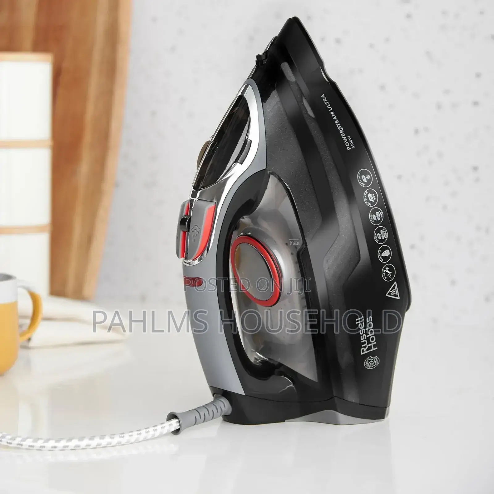 Russell Hobbs Power Ultrasteam Iron