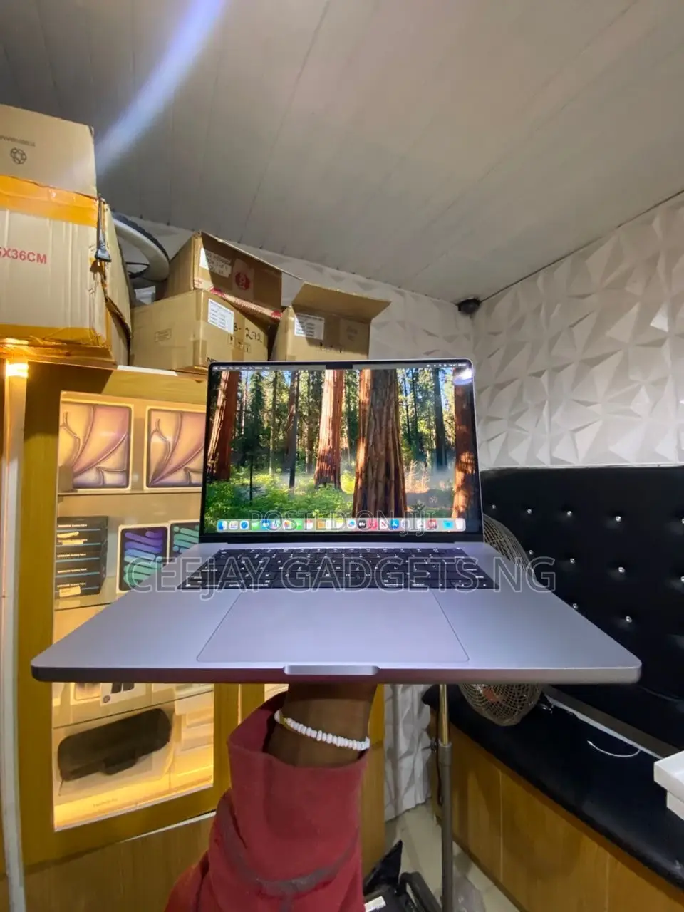 Laptop Apple MacBook Pro 2021 M1 32GB Apple M1 Max SSD 1T