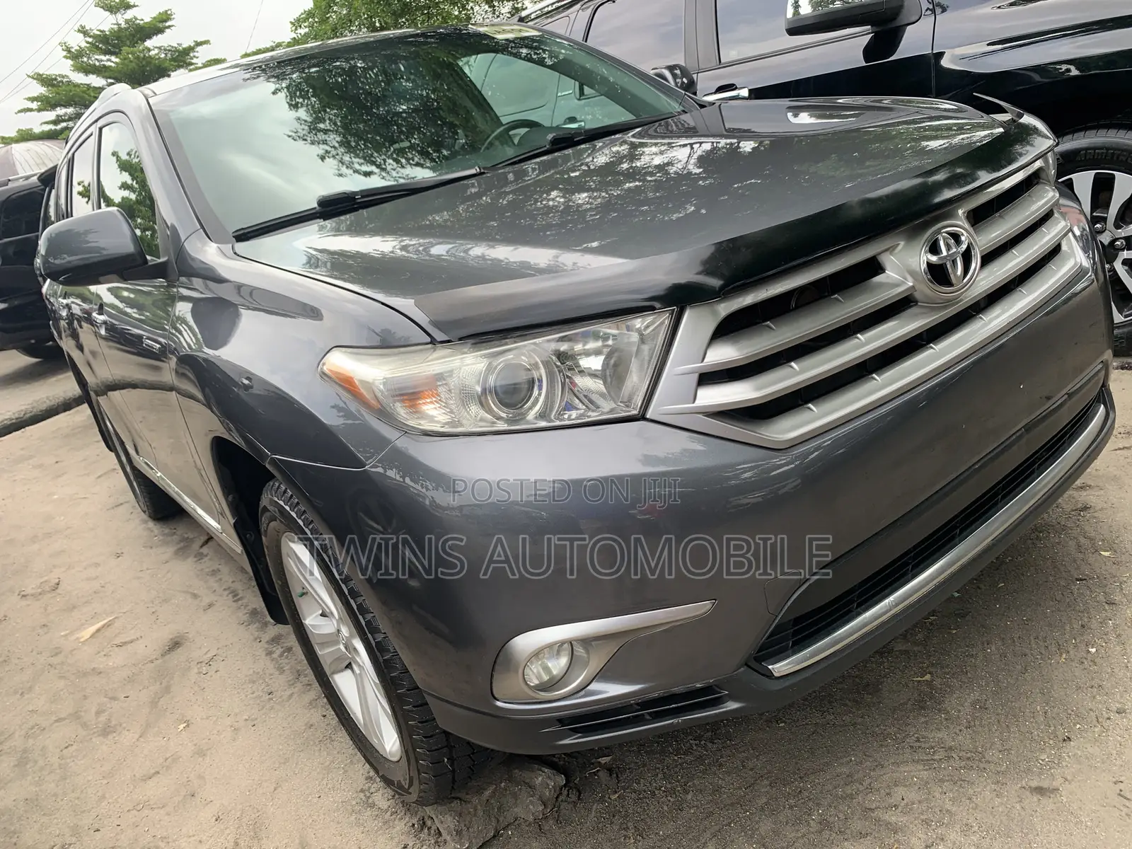 Toyota Highlander Limited 3.5l 4WD 2013 Gray