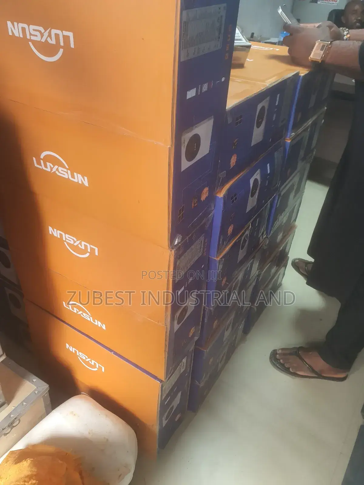 Luxsun 6.2kva Hybrid Solar Inverter 48v With Warranty