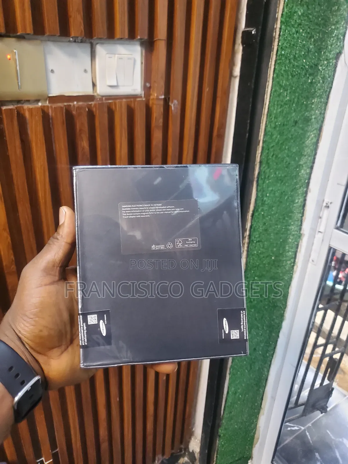 New Samsung Galaxy Z Fold4 256 GB Black