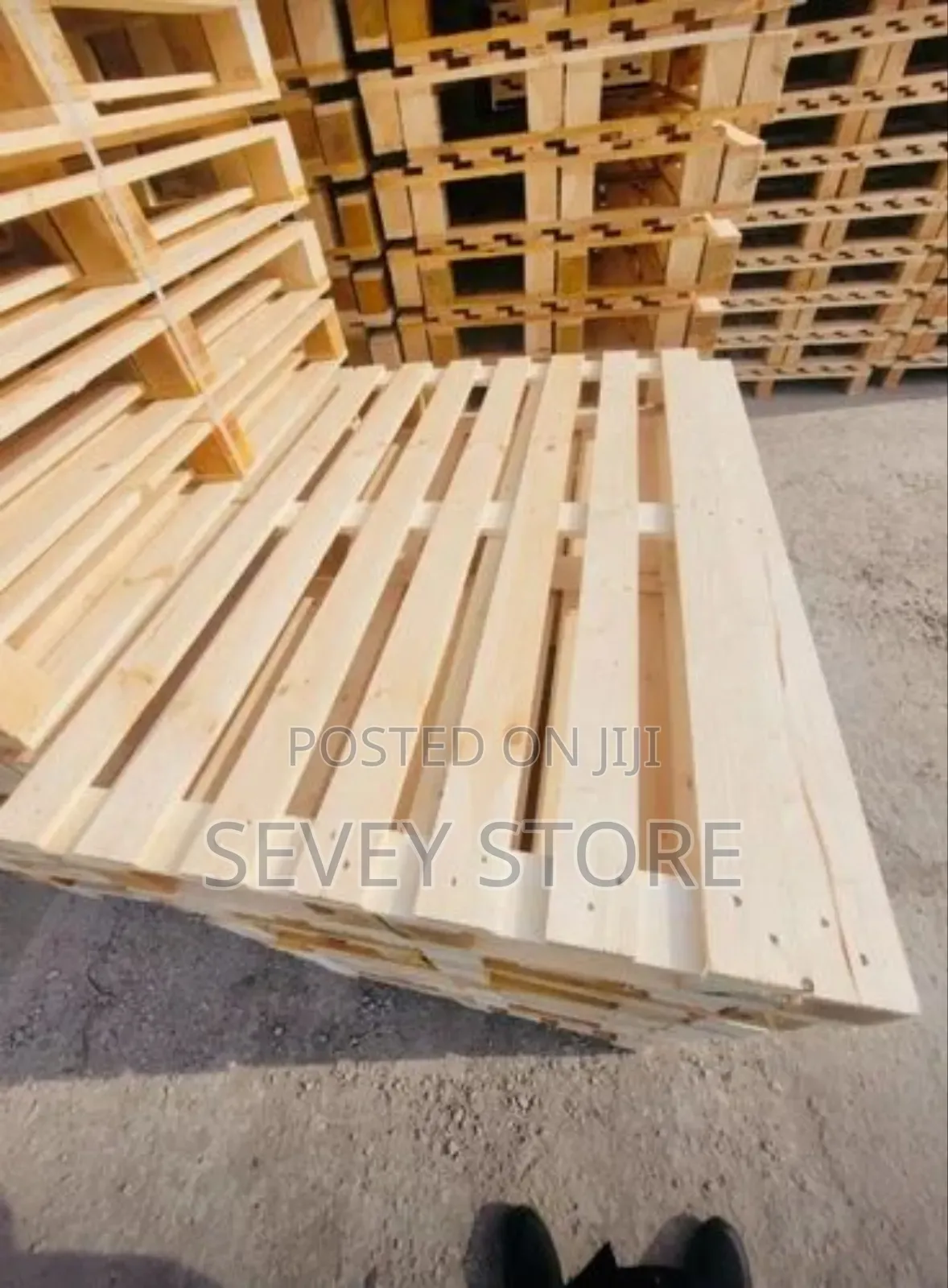 Heat-Treated Wooden Pallets