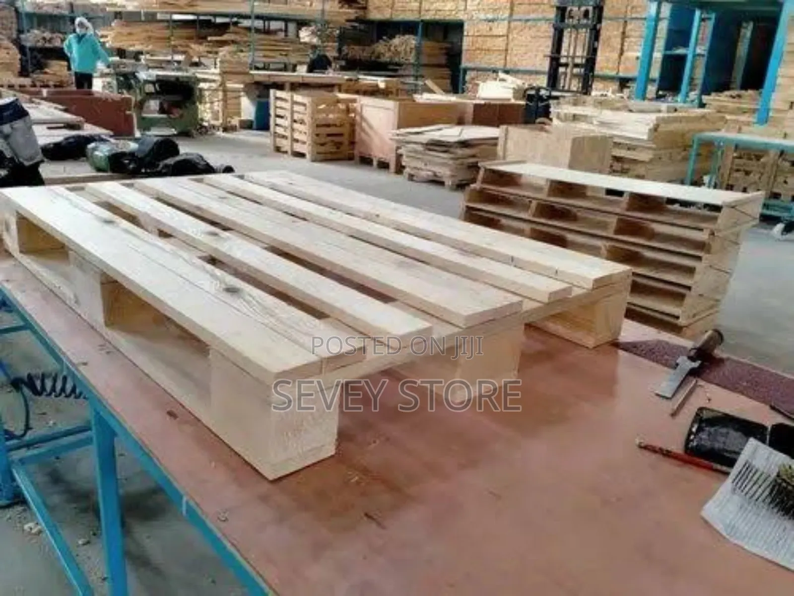Heat-Treated Wooden Pallets