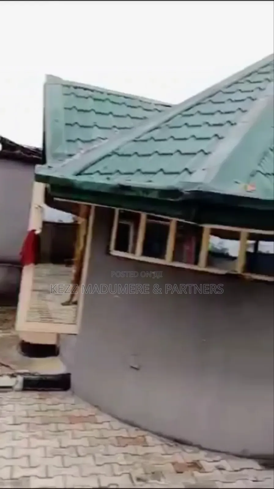 4bdrm Bungalow in Eliohani, Rumudara ,, Port-Harcourt for sale