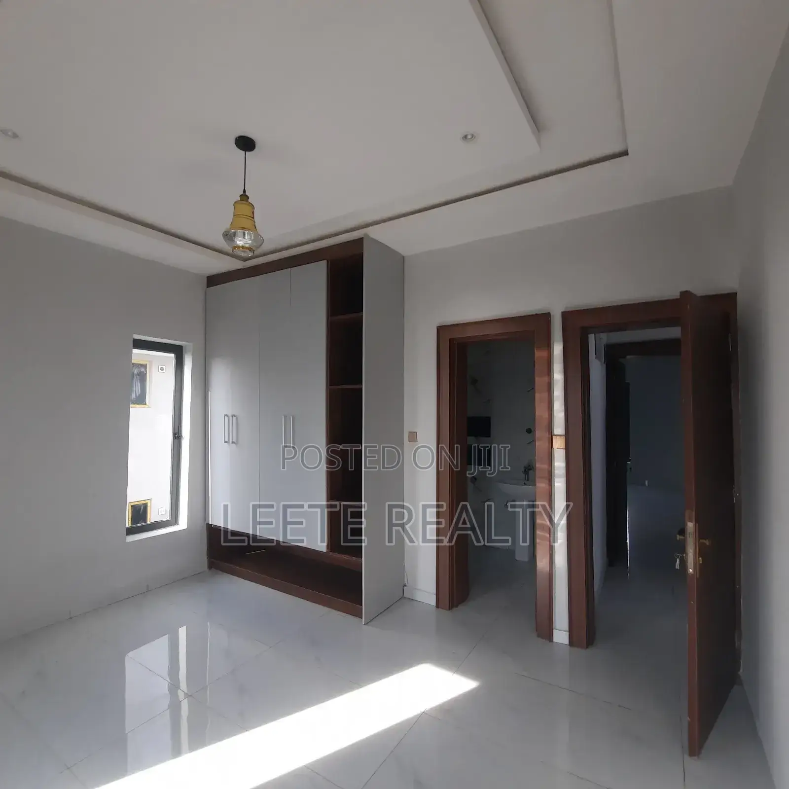 5bdrm Duplex in Apo Resettlement for sale